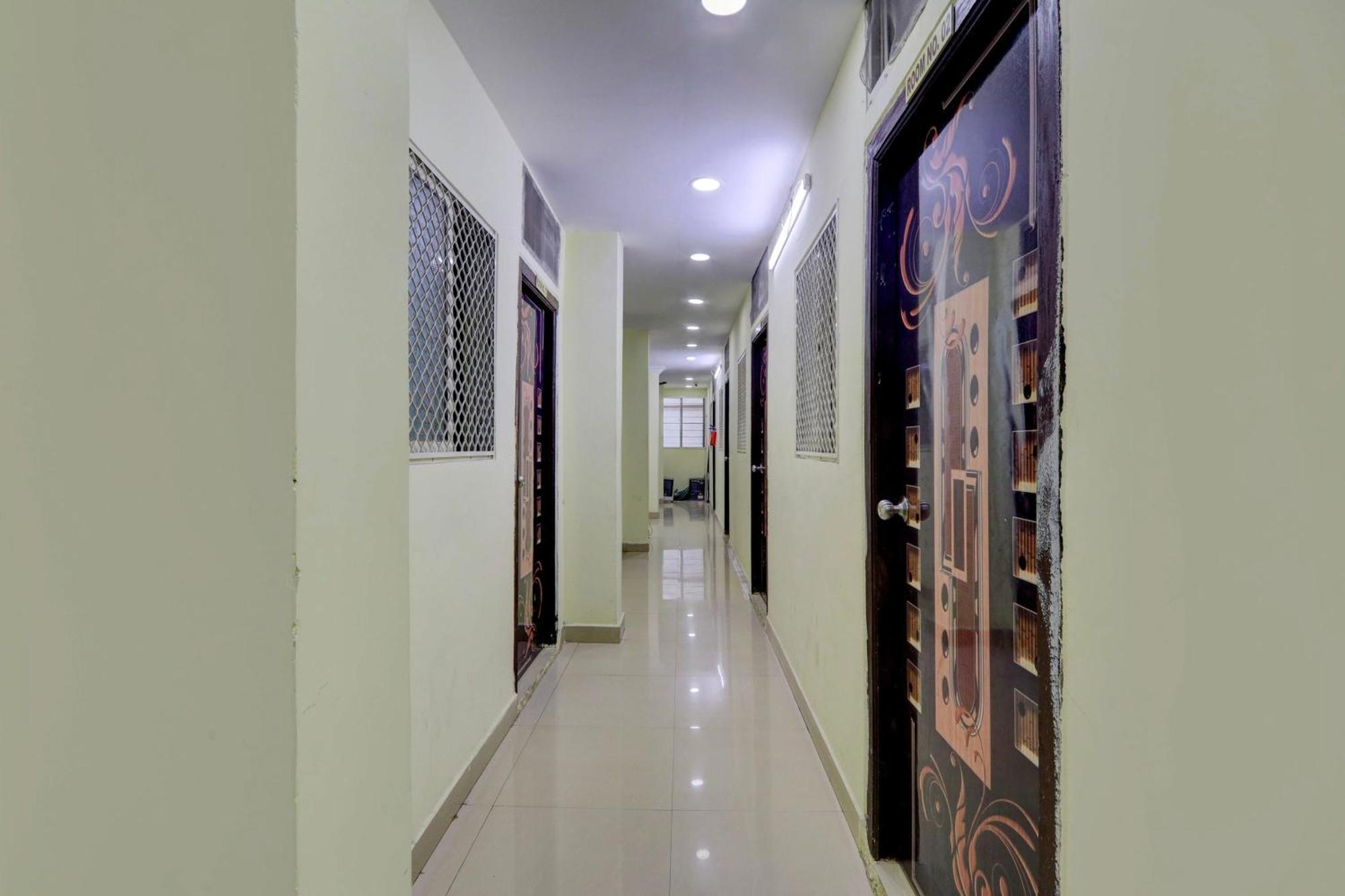 Spot On Al Nizam Guest House Hyderabad Exterior photo