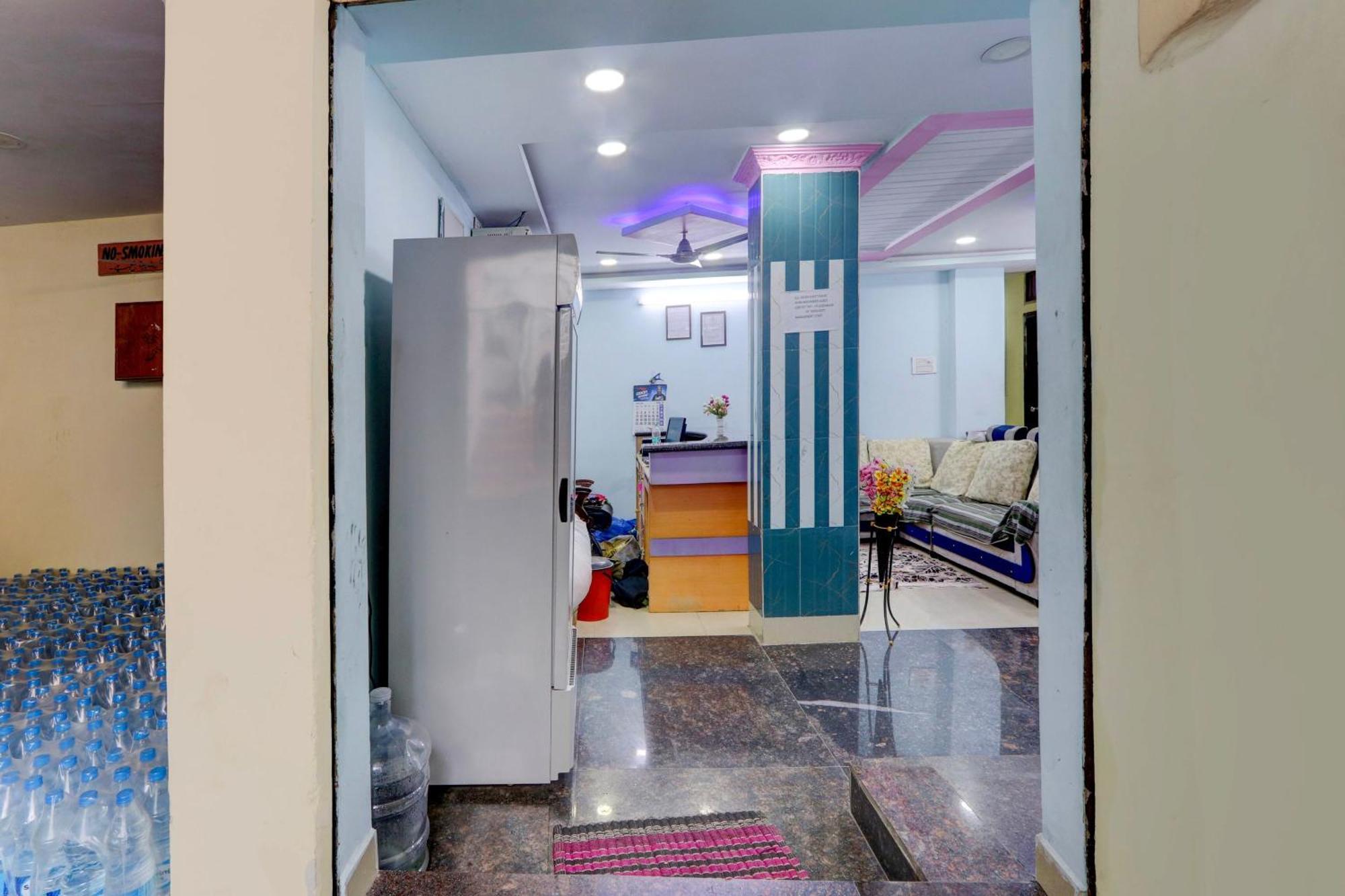 Spot On Al Nizam Guest House Hyderabad Exterior photo